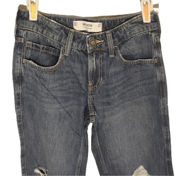 NWT HOLLISTER LOW-RISE RIPPED MEDIUM WASH BAGGY JEANS
SIZE US WOMENS 000-S(W23s) - Picture 5 of 8